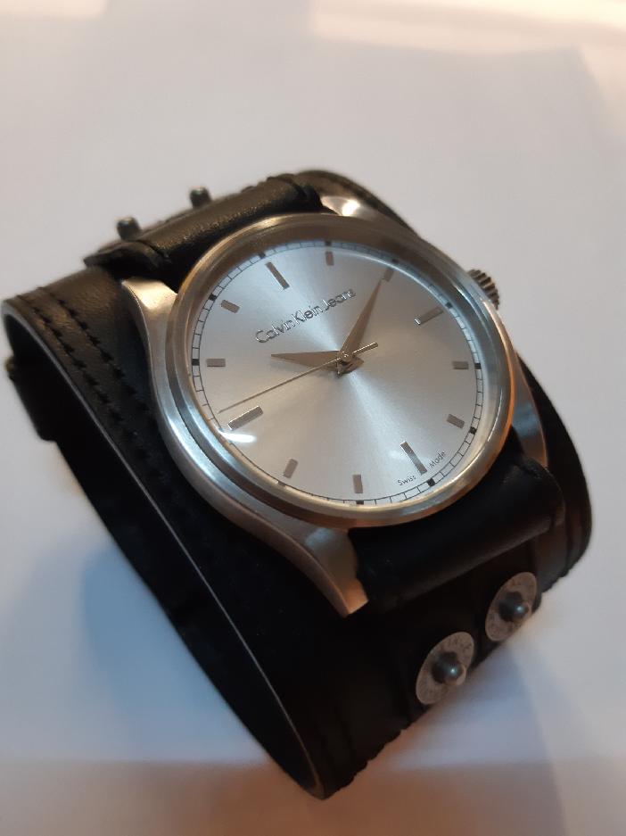 Calvin Klein K37111