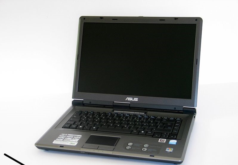 ASUS X51