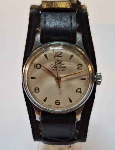 Hodinky Poběda Kirova z let 1955-1960